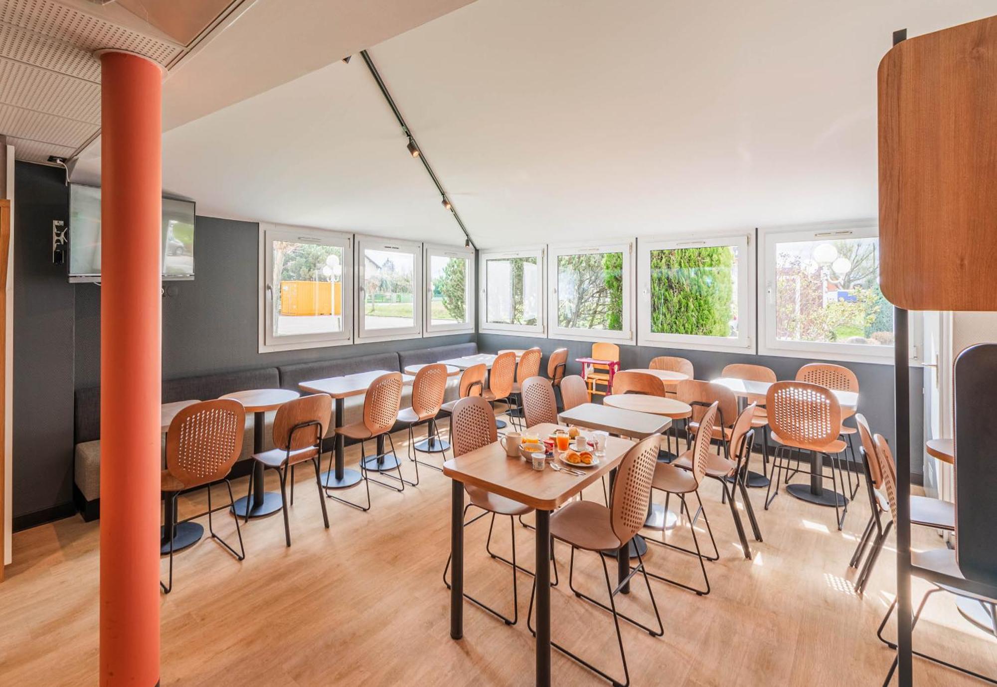 B&B Hotel Mulhouse Sausheim Buitenkant foto