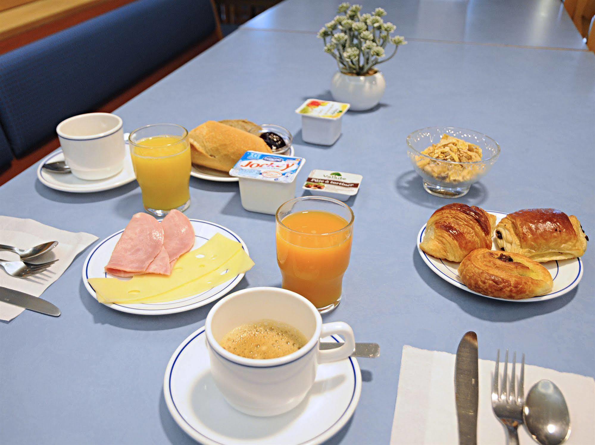 B&B Hotel Mulhouse Sausheim Buitenkant foto